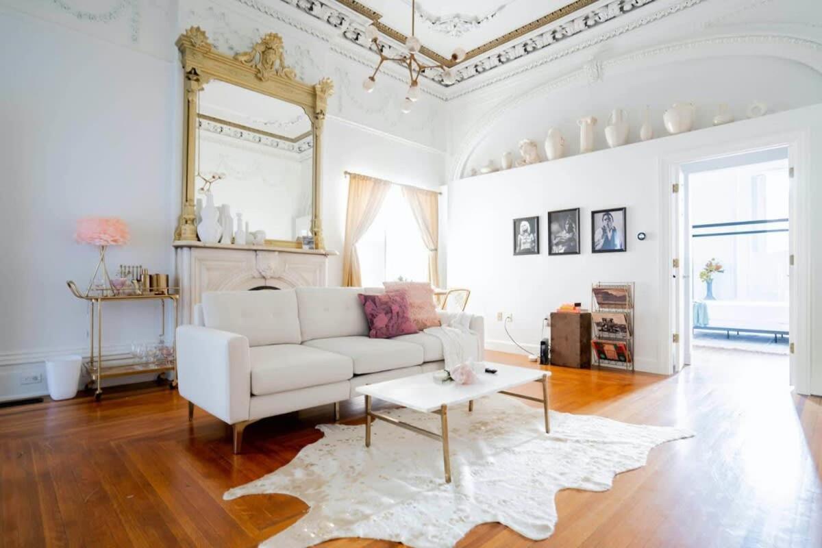 Decadent Luxury - Covington Condo Екстер'єр фото